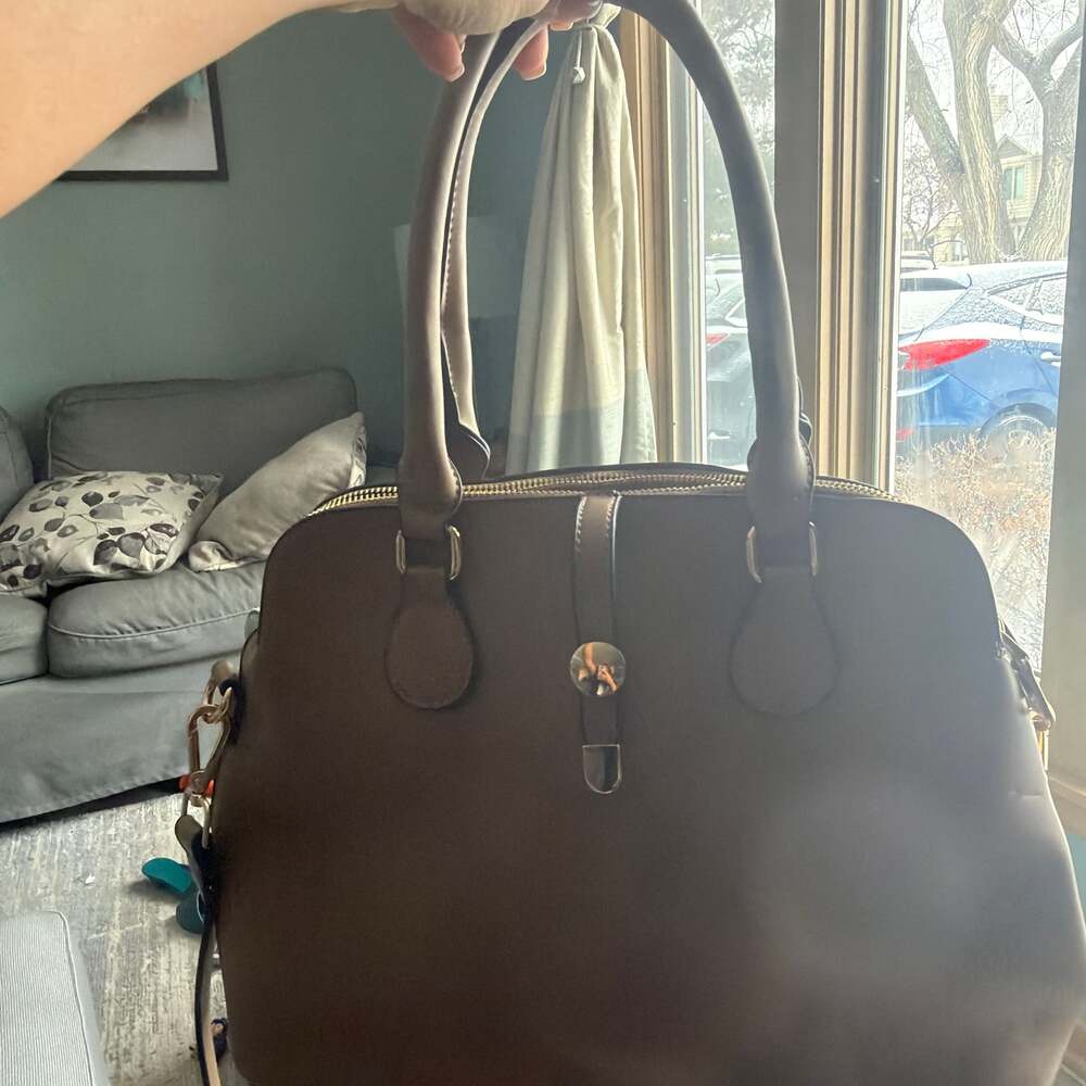 Used Handbag - Picture 3 of 4